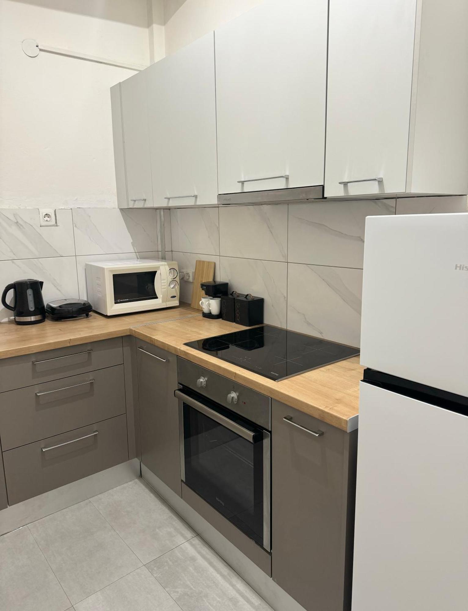 Vivian Modern Apartment Atenas Exterior foto